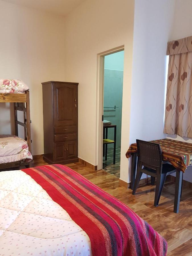 Hotel Mil Estrellas-Torotoro Potosí Buitenkant foto