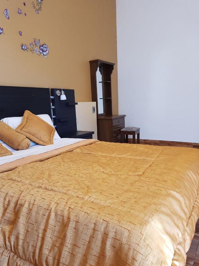 Hotel Mil Estrellas-Torotoro Potosí Buitenkant foto